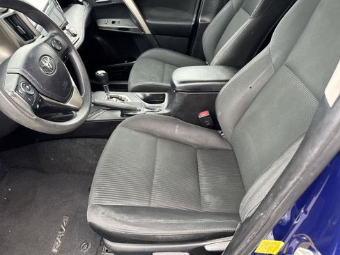 Used 2014 Toyota RAV4 XLE image 11