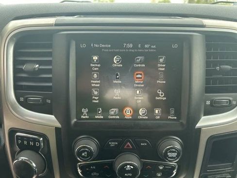 Used 2017 RAM 1500 Classic SLT w/ SLT Plus D￩cor Group AWD/4WD image 23