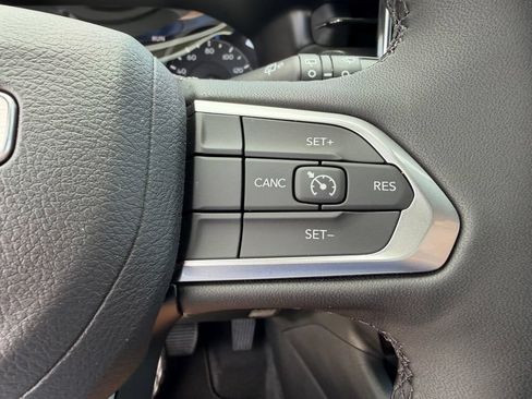 New 2026 Jeep Compass Latitude AWD/4WD image 15