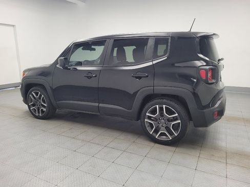 Used 2021 Jeep Renegade Sport FWD image 3