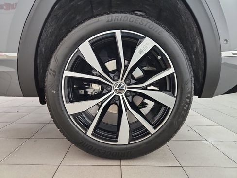 New 2026 Volkswagen Atlas Cross Sport SEL Premium R-Line AWD/4WD image 43