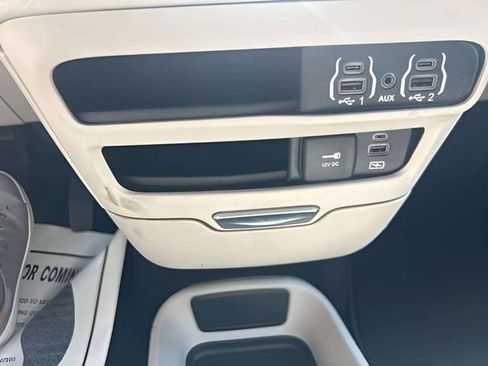 Used 2019 Ford Expedition Max Limited AWD/4WD image 18