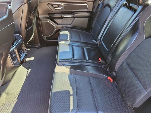 Used 2024 RAM 1500 Laramie image 13