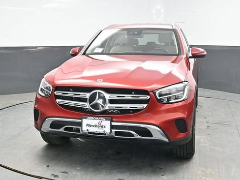 Used 2022 Mercedes-Benz GLC 300 4MATIC image 2
