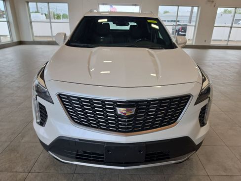 Used 2019 Cadillac XT4 Premium Luxury AWD/4WD image 3
