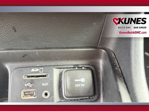 Used 2016 Jeep Cherokee Latitude FWD image 29