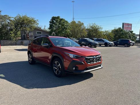 Used 2025 Subaru Crosstrek 2.0i Premium image 7