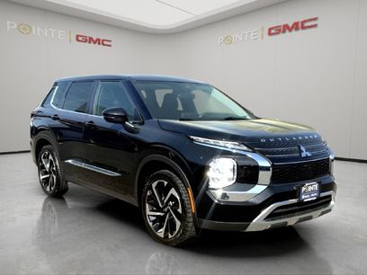 Used 2022 Mitsubishi Outlander ES