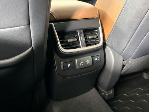 Used 2020 Subaru Outback Touring XT AWD/4WD image 37