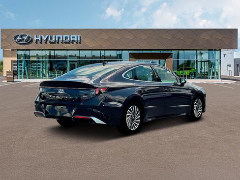 New 2025 Hyundai Sonata SEL image 7
