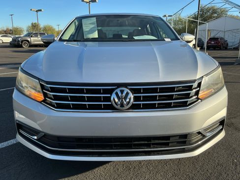 Used 2018 Volkswagen Passat 2.0T SE image 22