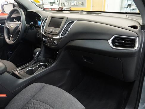 Certified 2024 Chevrolet Equinox LT FWD image 11