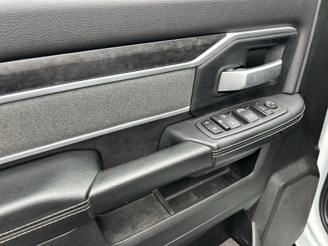 Used 2022 RAM 2500 Big Horn w/ Night Edition AWD/4WD image 28