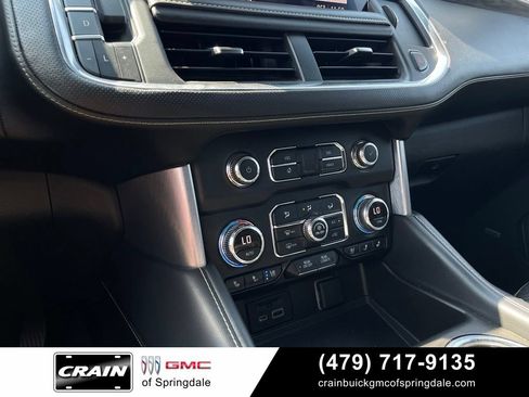 Used 2021 GMC Yukon SLT w/ SLT Premium Package AWD/4WD image 19