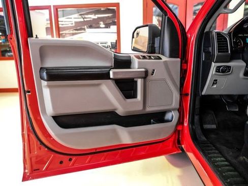 Used 2018 Ford F150 XLT image 38