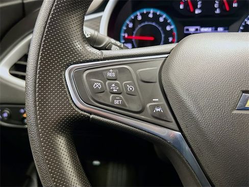 Used 2024 Chevrolet Malibu LT image 30