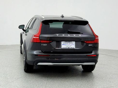 Certified 2025 Volvo V60 B5 Cross Country Plus image 6