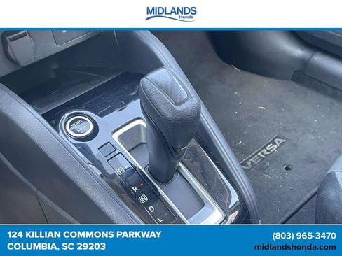Used 2025 Nissan Versa SV FWD image 29
