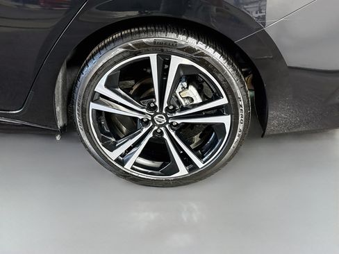 Used 2021 Nissan Sentra SR FWD image 37