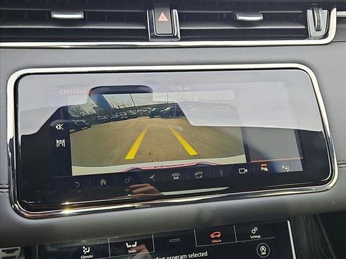 Used 2020 Land Rover Range Rover Evoque R-Dynamic SE image 14