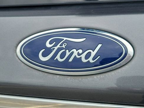 Used 2017 Ford F150 XL w/ Equipment Group 101A Mid RWD image 8
