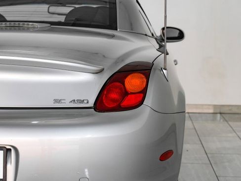 Used 2003 Lexus SC 430 Convertible image 24