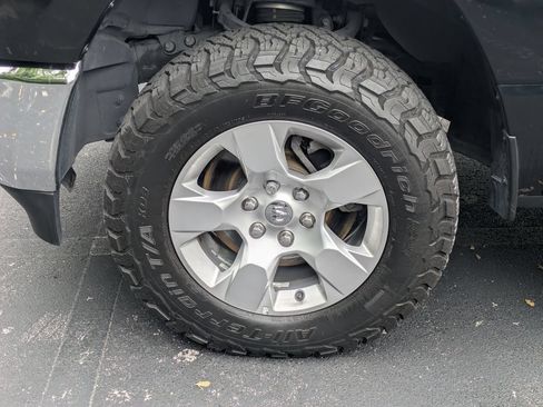 Used 2021 RAM 1500 Big Horn AWD/4WD image 12