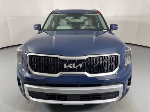 New 2025 Kia Telluride EX image 3