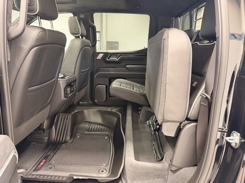 Used 2024 GMC Sierra 1500 AT4X image 20