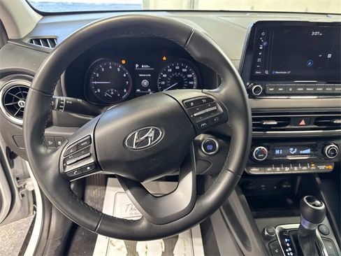 Certified 2023 Hyundai Kona SEL w/ Convenience Package image 7