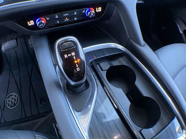 Used 2020 Buick Enclave Essence w/ Sound and Sites Package FWD image 20