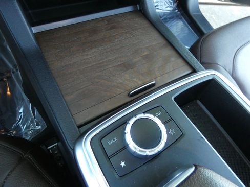 Used 2015 Mercedes-Benz ML 350 4MATIC image 75