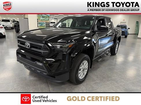 Certified 2024 Toyota Tacoma SR5 AWD/4WD image 4