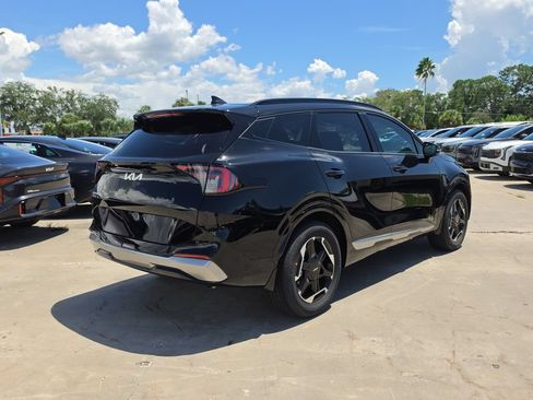New 2026 Kia Sportage SX FWD image 8
