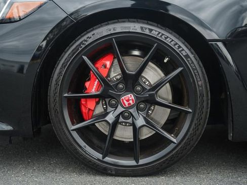 Used 2025 Honda Civic Type R image 16