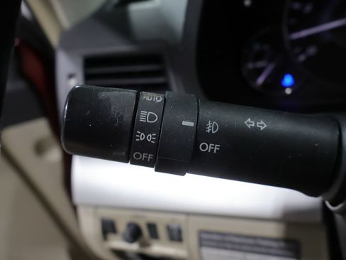 Used 2011 Subaru Outback 2.5i Premium AWD/4WD image 33