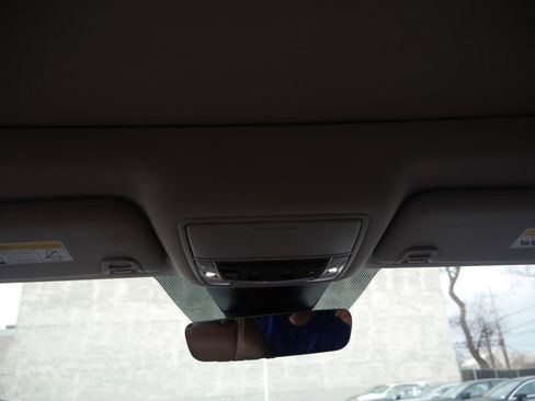 Used 2023 Acura MDX SH-AWD w/ Advance Package image 39