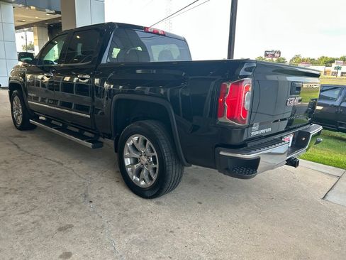 Used 2017 GMC Sierra 1500 SLT w/ SLT Premium Package RWD image 5