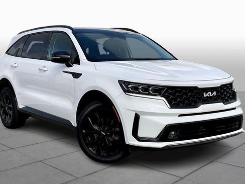 Used 2022 Kia Sorento SX image 2