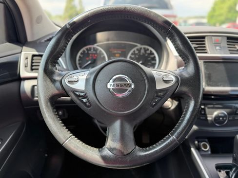 Used 2019 Nissan Sentra SV FWD image 23