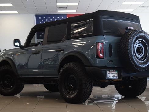 Used 2022 Ford Bronco Badlands AWD/4WD image 5