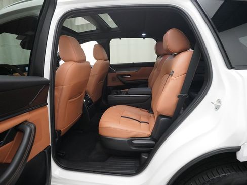 Certified 2025 MAZDA CX-90 3.3 Turbo S w/ Premium Plus image 15