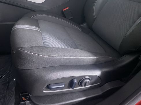 Certified 2024 Chevrolet Blazer LT w/ Convenience Package image 9