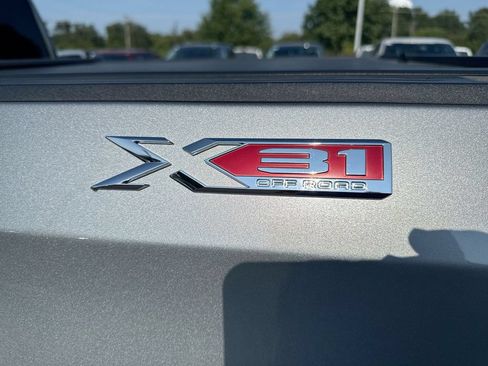 Used 2023 GMC Sierra 1500 Elevation w/ X31 Off-Road Package AWD/4WD image 26