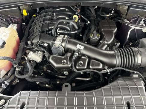 Used 2024 Jeep Grand Cherokee Altitude image 34