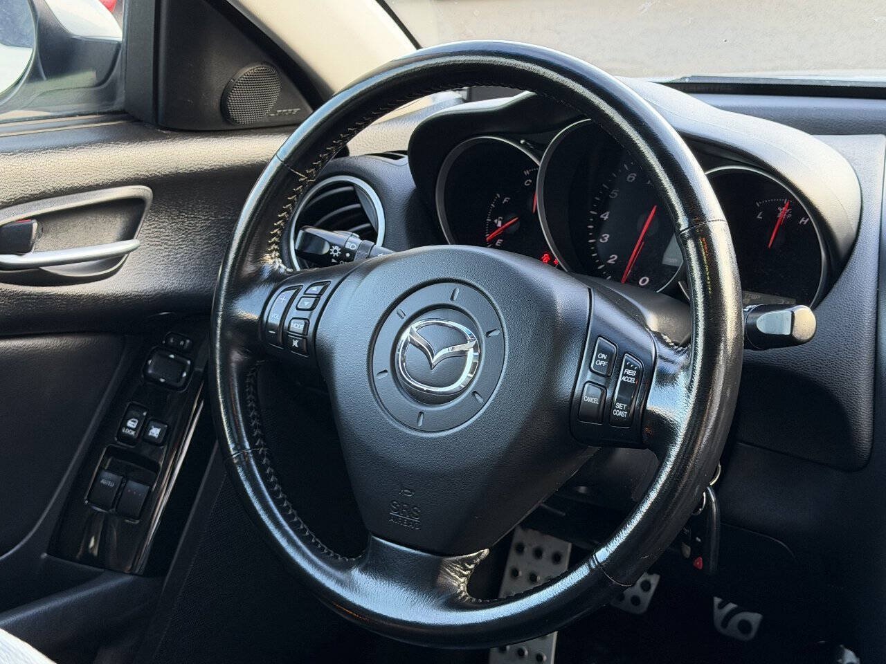 Used 2004 MAZDA RX-8 w/ MT Grand Touring Pkg RWD image 21