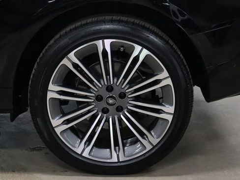 Used 2025 Land Rover Range Rover Sport Dynamic SE AWD/4WD image 29