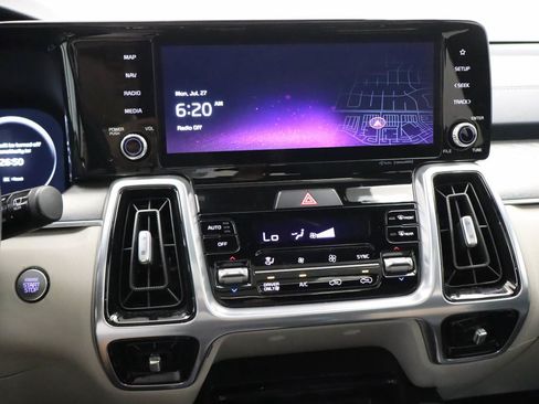 Used 2023 Kia Sorento SX Prestige AWD/4WD image 10