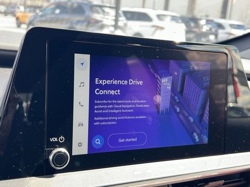 New 2026 Toyota Prius Plug-In Hybrid image 15