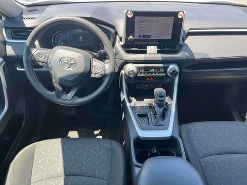 Used 2024 Toyota RAV4 XLE FWD image 18